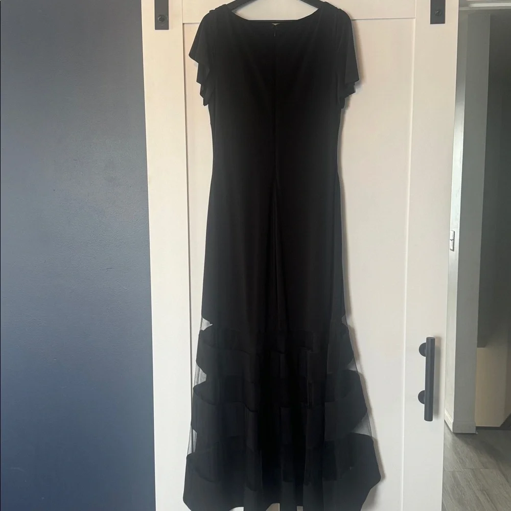 Ralph Lauren Clevella Gown, Size 14 - Picture 2 of 6